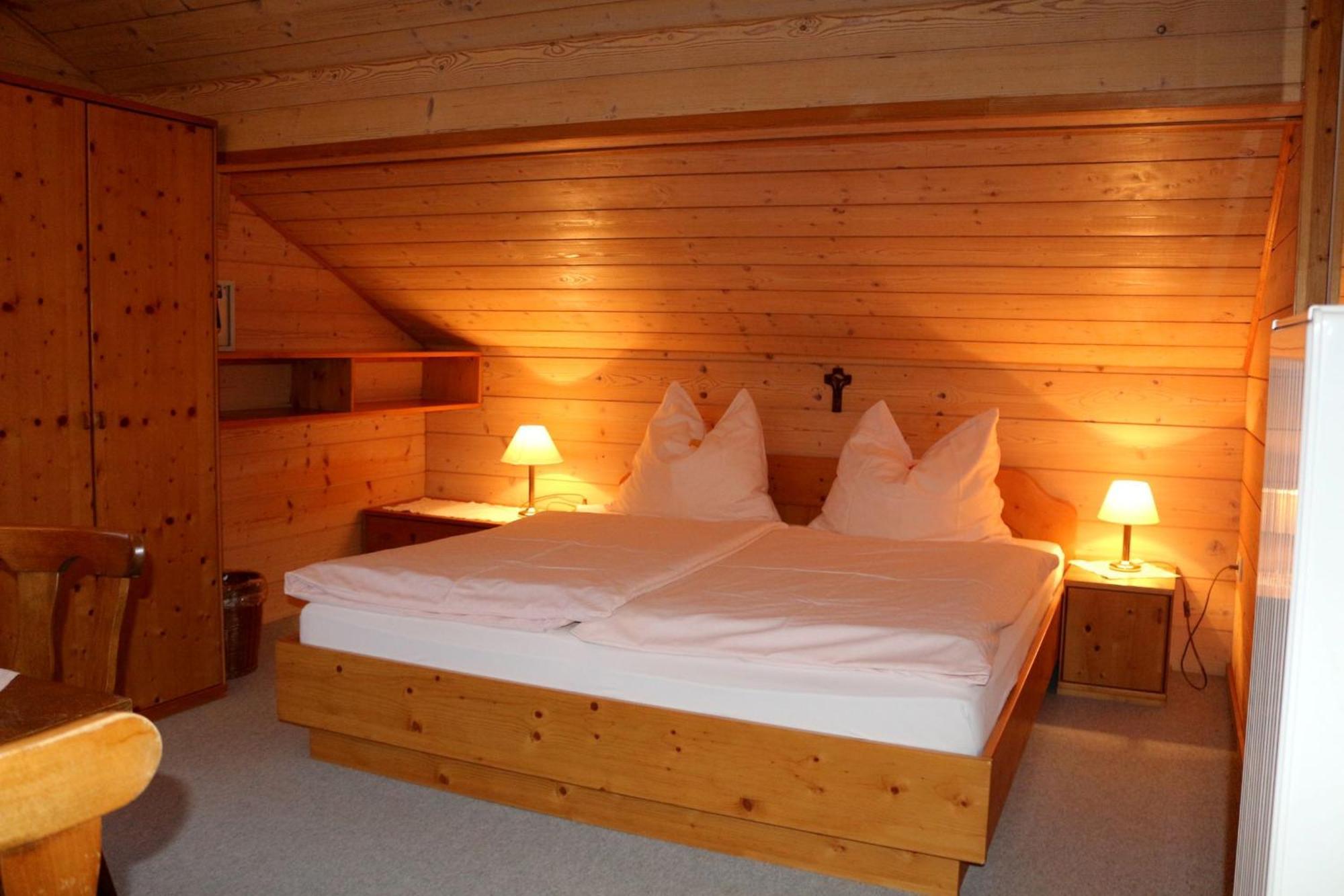 Haus Daheim Bed & Breakfast Berwang Luaran gambar
