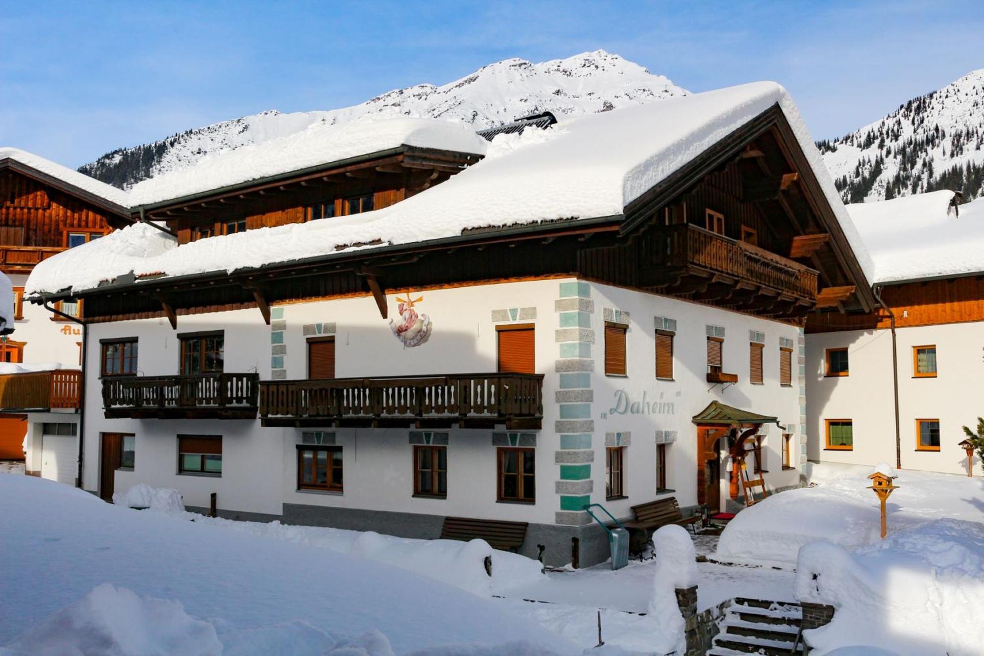 Haus Daheim Bed & Breakfast Berwang Luaran gambar